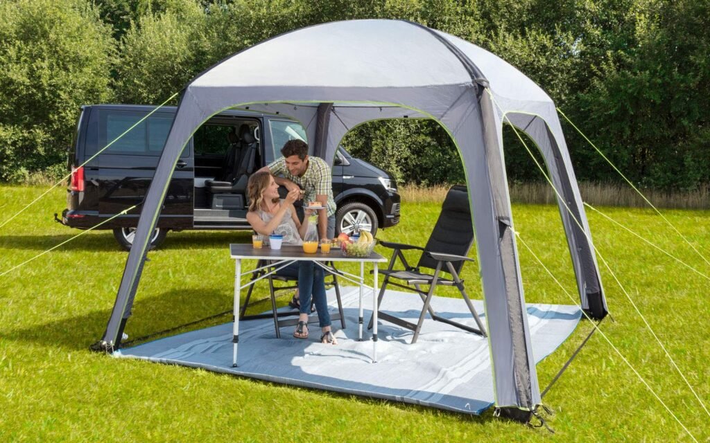 Tonnelle de camping, idéal pour un roadtrip ou une terrasse au camping en vacances.